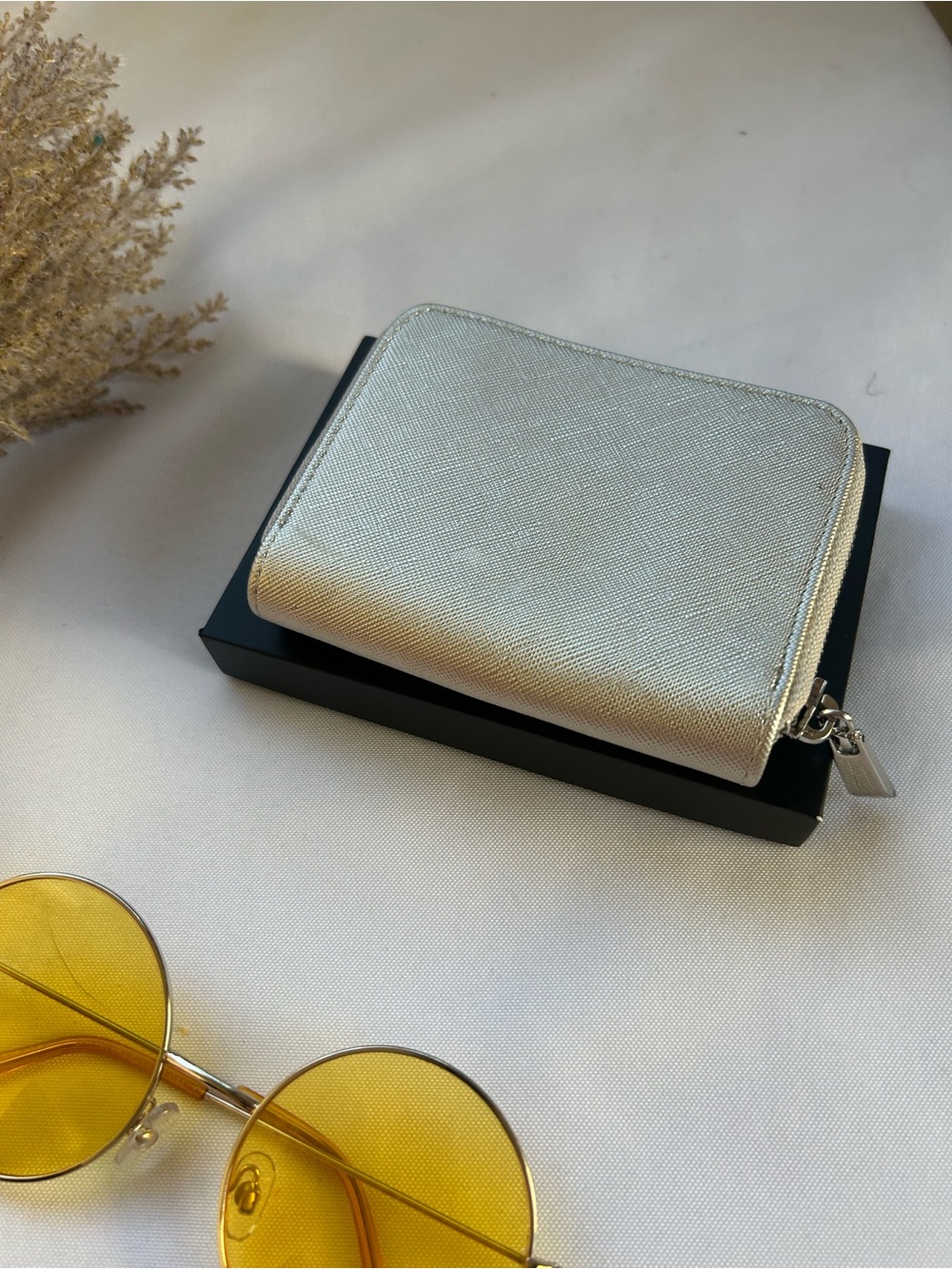 a new day Metallic Silver Zip card holder Wallet mini